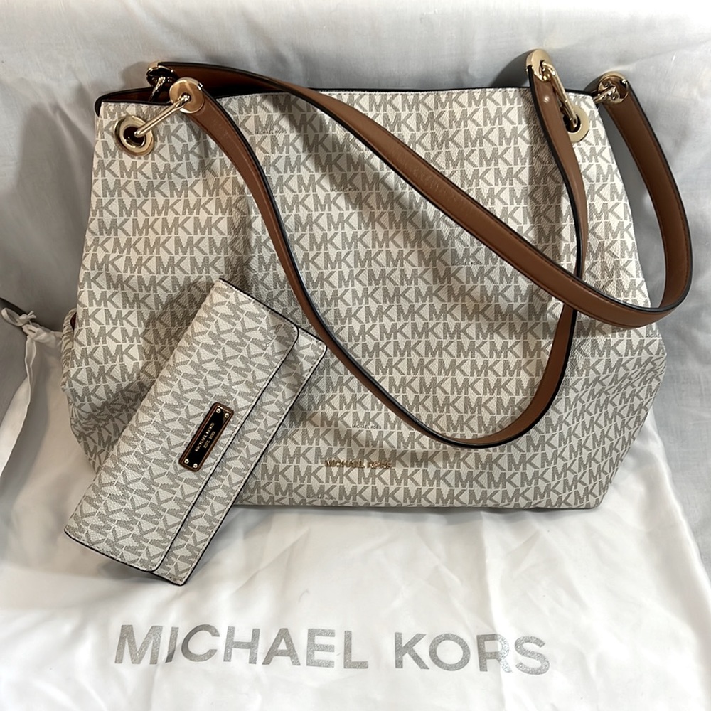 Very large, multiple compartment MK Shoulder bag with matching wallet.